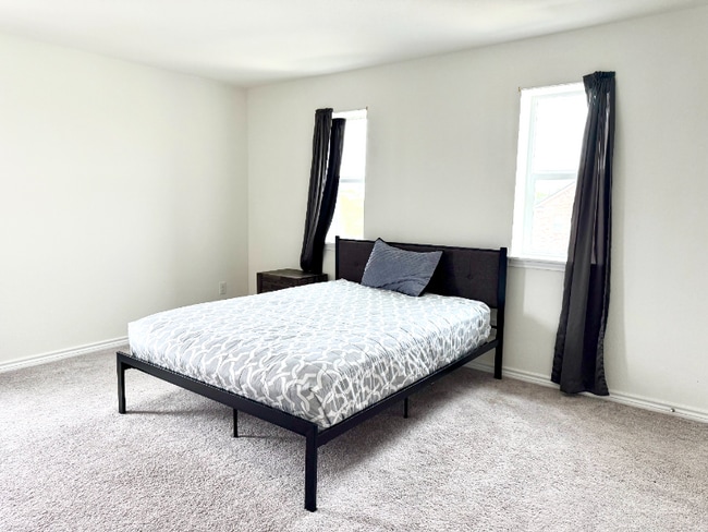 Photo - 3620 Silver Set