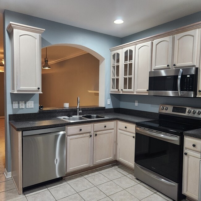 Photo - 15623 Stable Run Dr