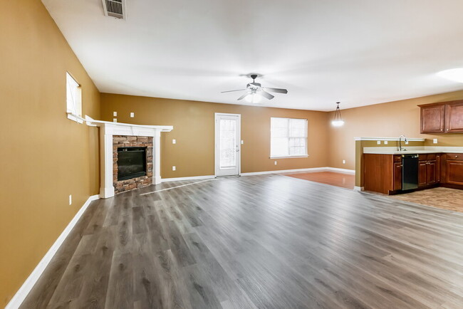 Photo - 327 Village Chase