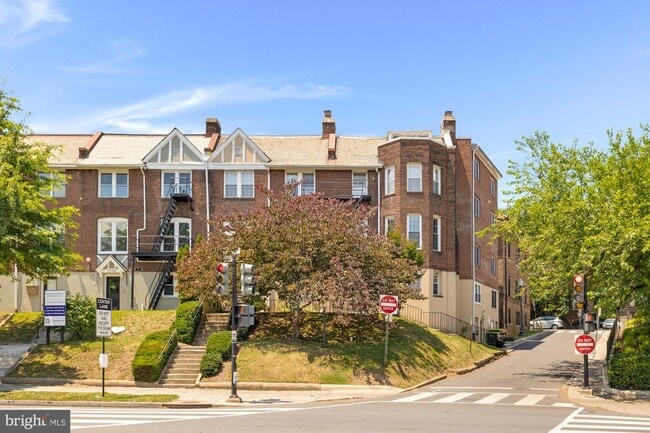 Building Photo - 3510 16th St NW Unit 303 Rental
