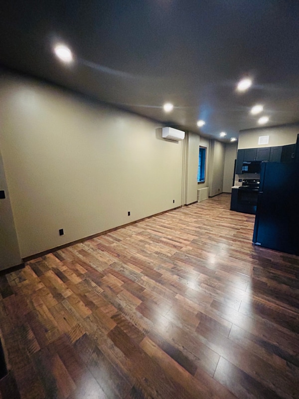 Photo - 1 Caroline Ave Unit 1