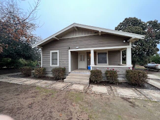 Photo - Country Home