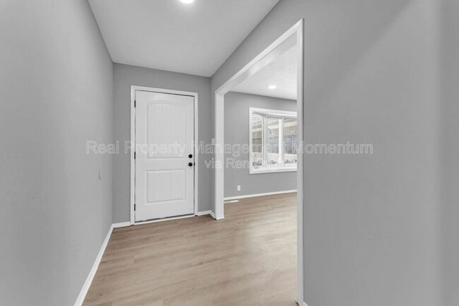 Photo - 3204 N Wildan Ave