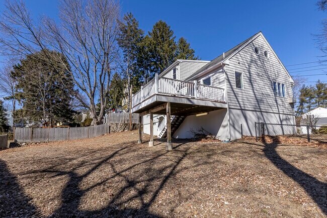 Photo - 270 Cross St