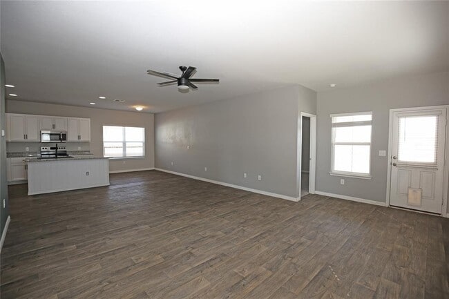 Photo - 325 Old Glory Trail