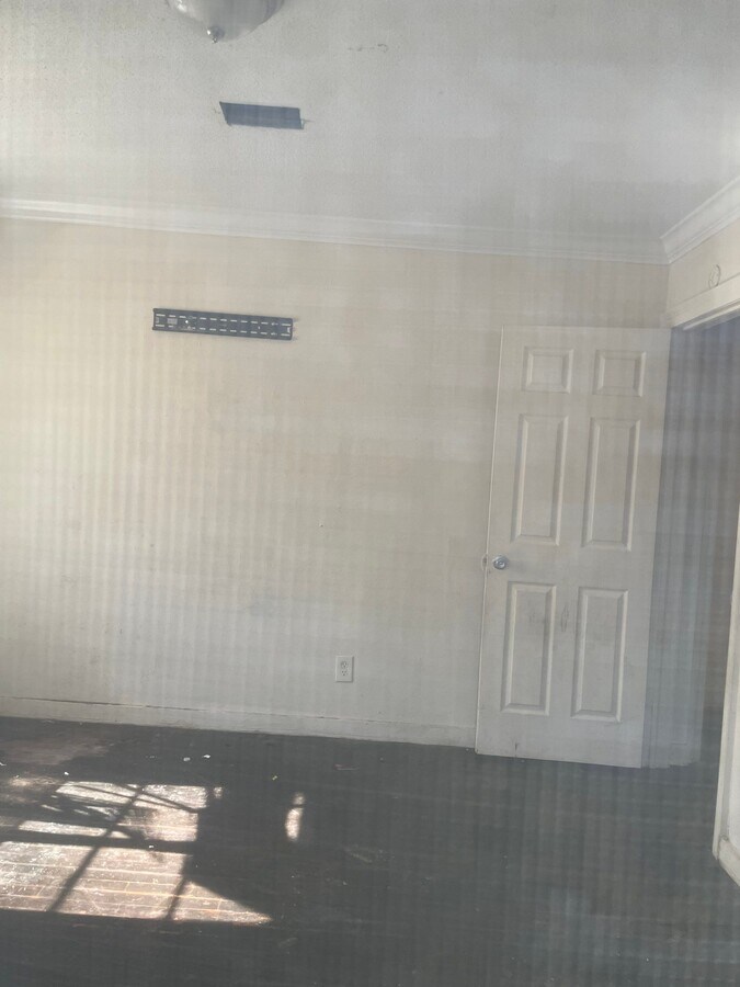 Photo - 3432 Rosemary Ave