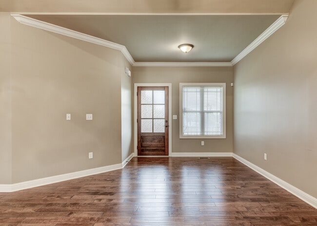 Photo - 346 Big Station Camp Blvd Unidad A