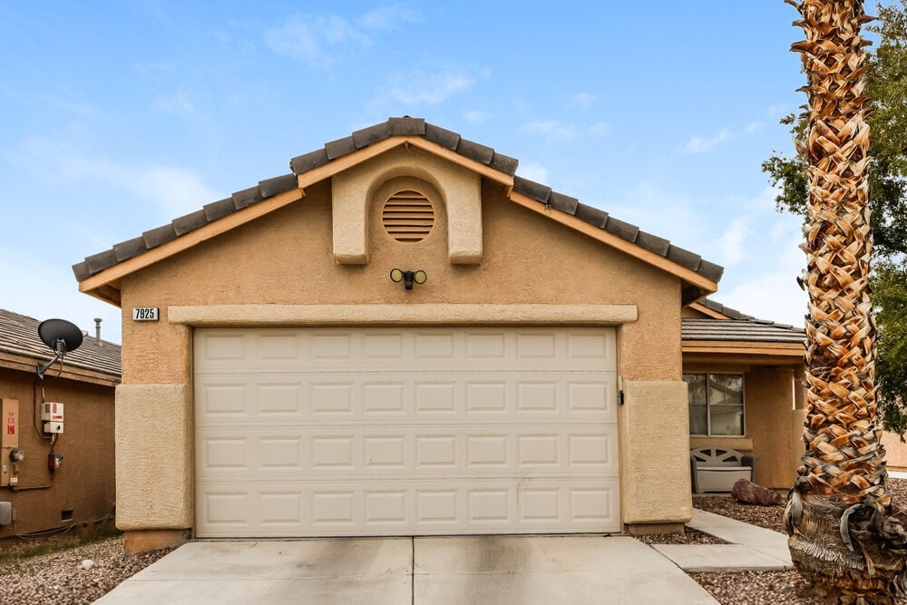 Photo - 7925 Odysseus Ave