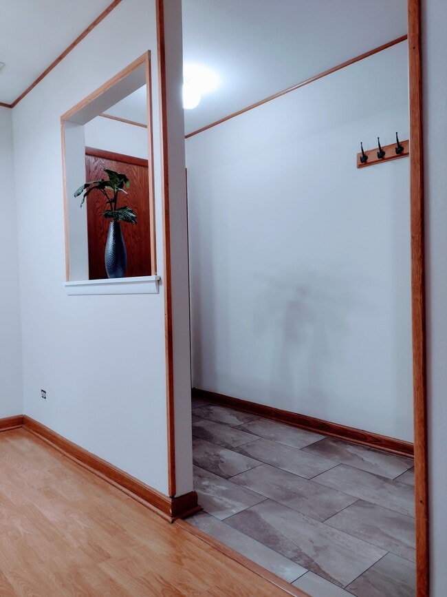 Photo - 10332 Parkside Ave Unidad 5