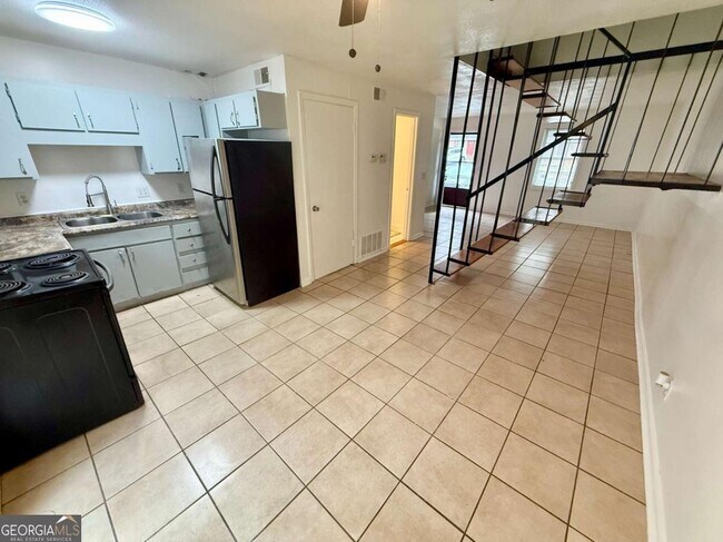 Photo - 3815 Parklane Dr