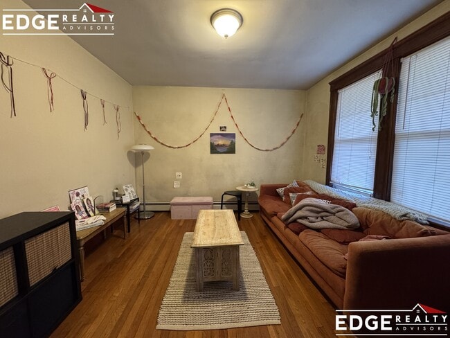 Photo - 144 Nonantum St