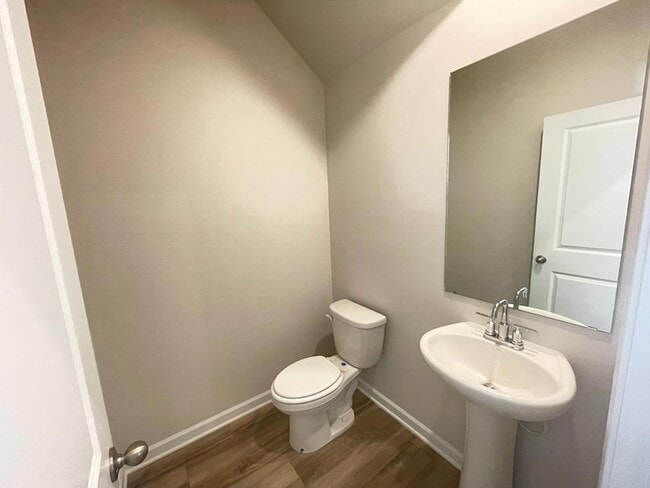 Photo - 373 Timberland Ave