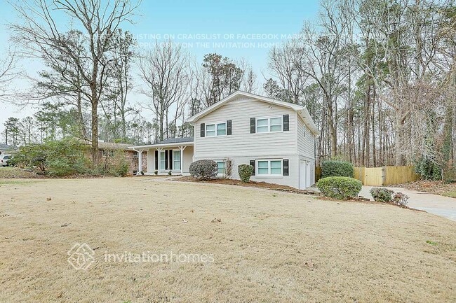 Photo - 3269 Robin Hood Ln House