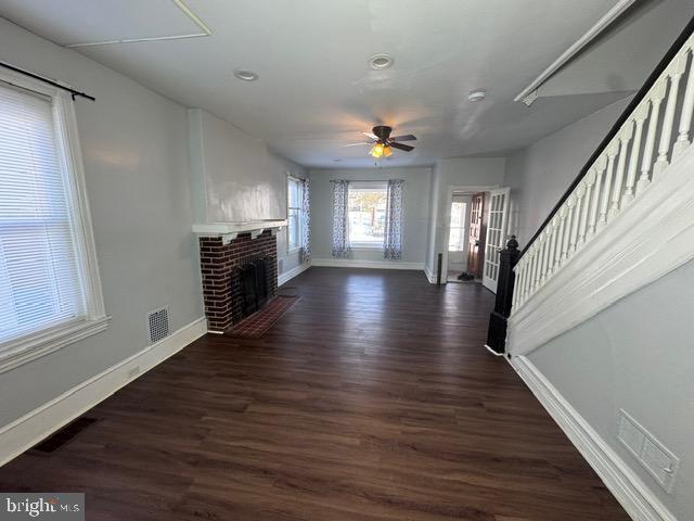 Building Photo - 414 May St