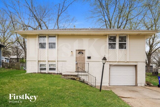 Building Photo - 11931 Smalley Ave Rental