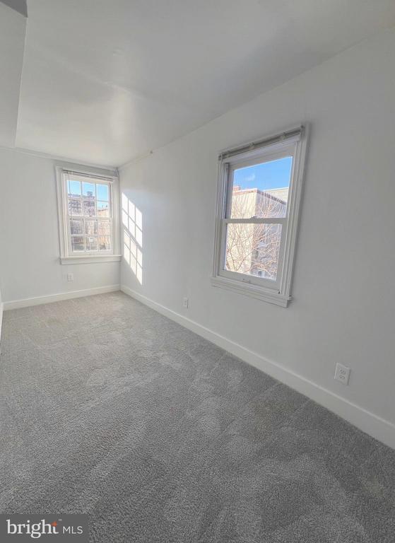 Photo - 405 N 2nd St