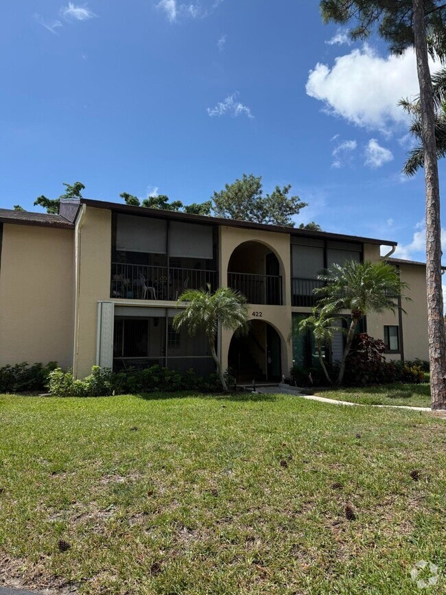 Building Photo - 422 Pine Glen Ln Unit A-1 Rental