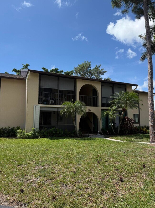Building Photo - 422 Pine Glen Ln Unit A-1 Rental