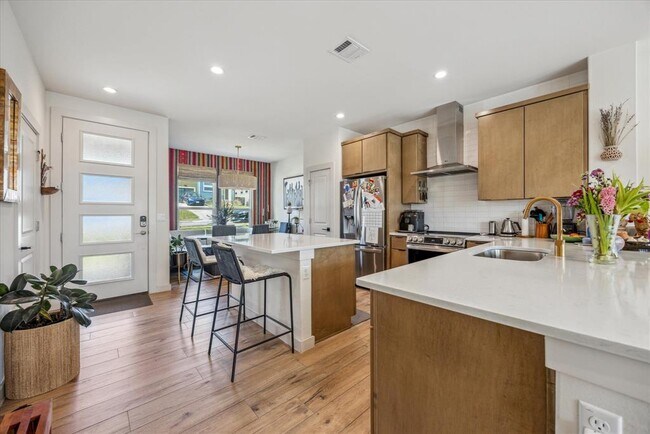 Photo - 5109 Rob-Scott St