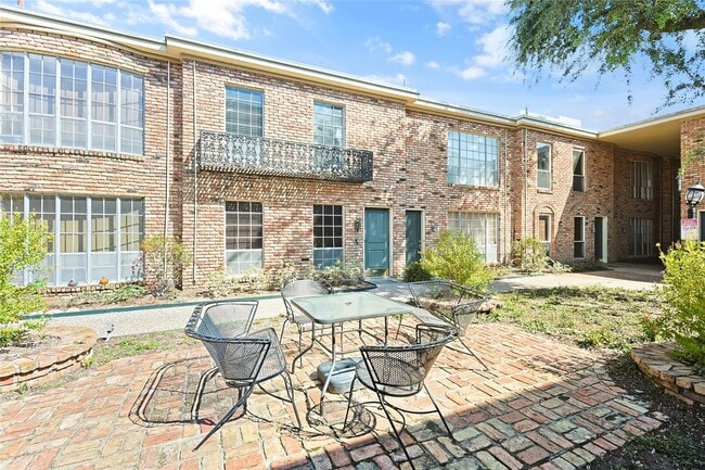 Photo - 2503 McCue Rd Unidad True