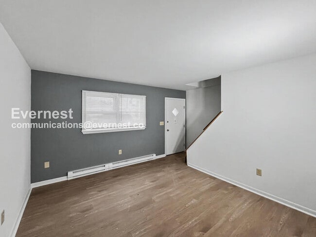 Photo - 12804 N Cresap St Unidad d