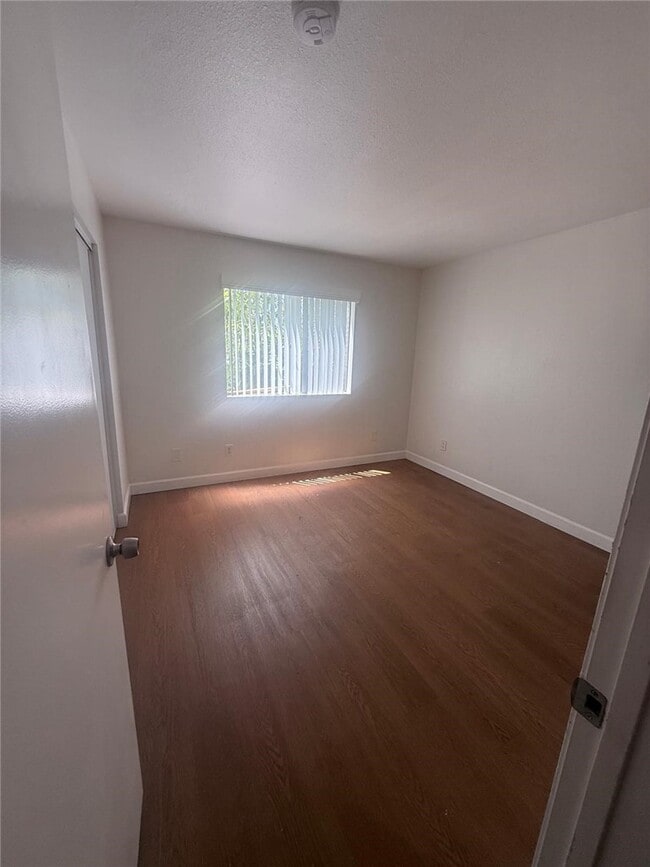 Photo - 1755 Sherman Pl Unidad 205
