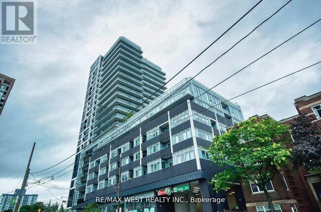 Photo - 501 St Clair Ave W Unit 519