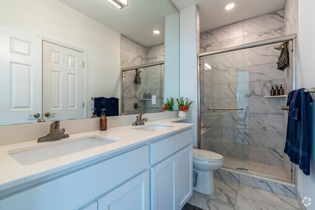 2BR, 1BA - 1,125SF - The Haven - Bathroom