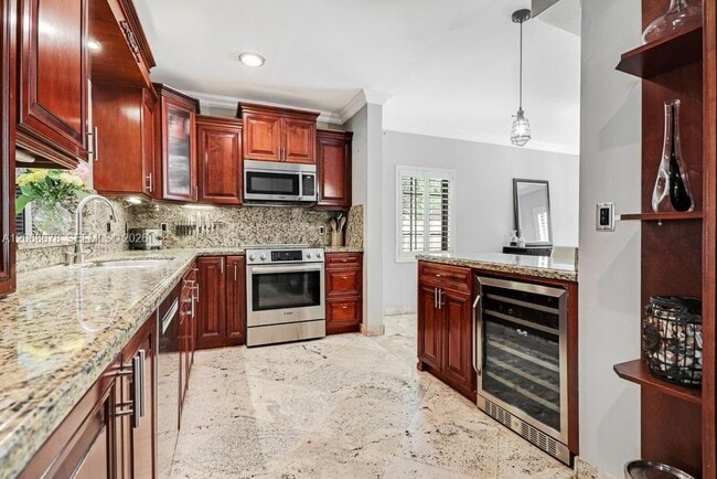 Photo - 111 SW 29th Rd