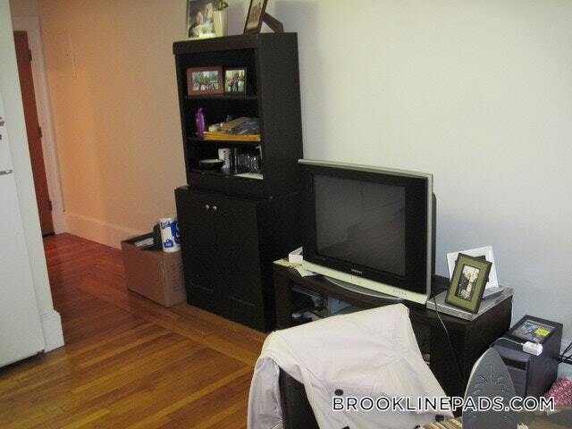 Photo - 17 Fairbanks St Unidad 23
