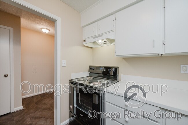 Photo - 3390 McGehee Rd Unit Apt G