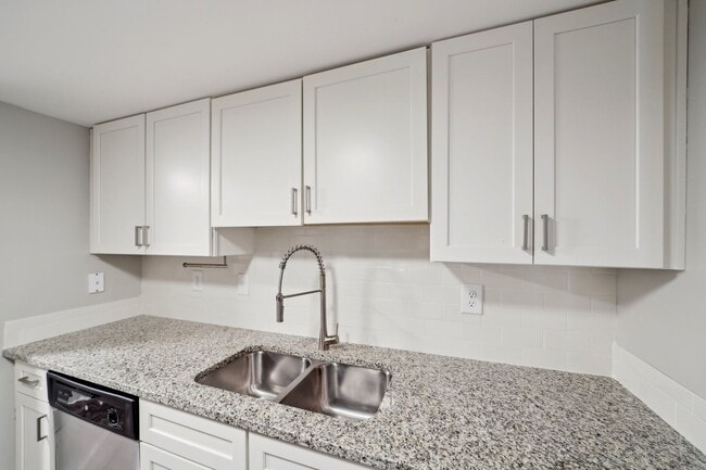 Photo - Park On Valley