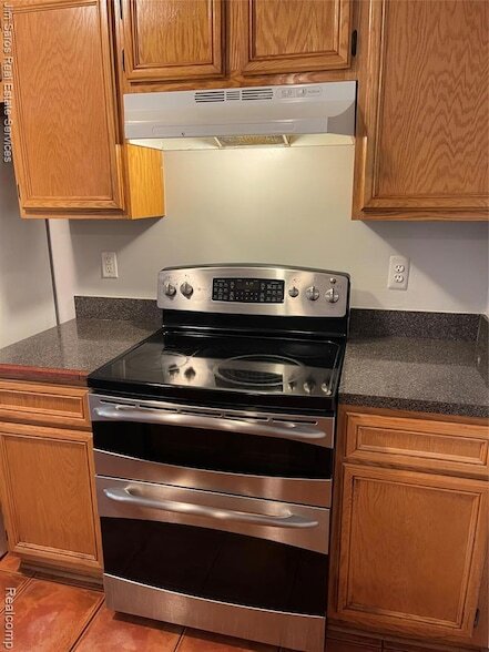 Photo - 24002 Wedgewood Cir