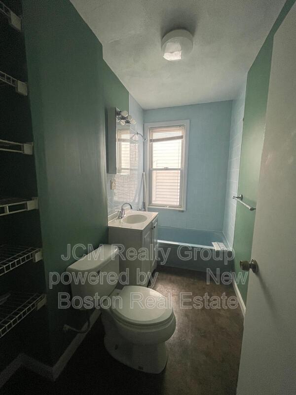 Photo - 98 Margin St Unit 2L