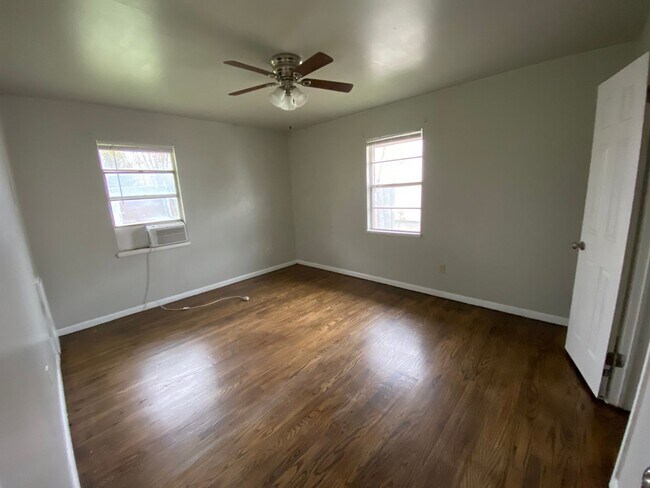 Photo - Charming One Bedroom, One Bath in Edmond!
