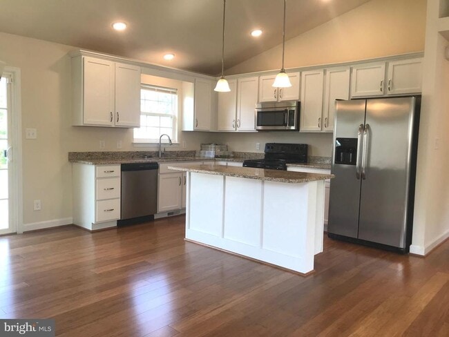 Photo - 6926 Lunette Ln