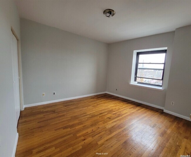 Photo - 62-10 Woodside Ave Unit 405