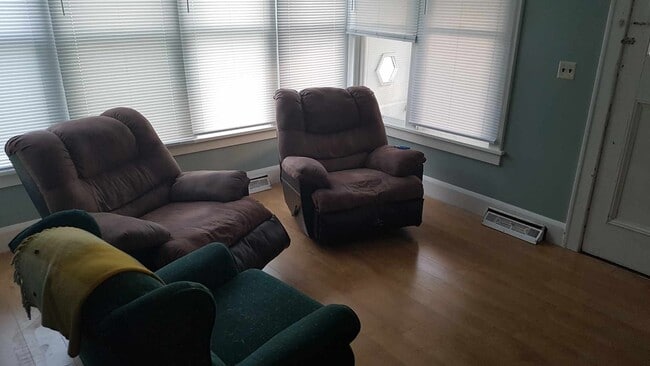 Photo - 1032 Perry St