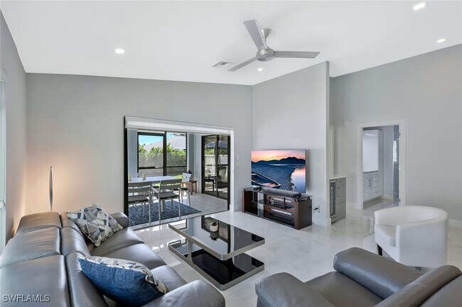 Photo - 532 103rd Ave N