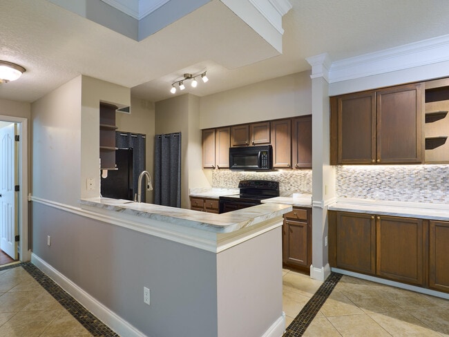 Photo - 6101 Myrtlewood Cir W