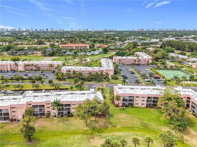 Building Photo - 150 Turtle Lake Ct Unit 309 Rental