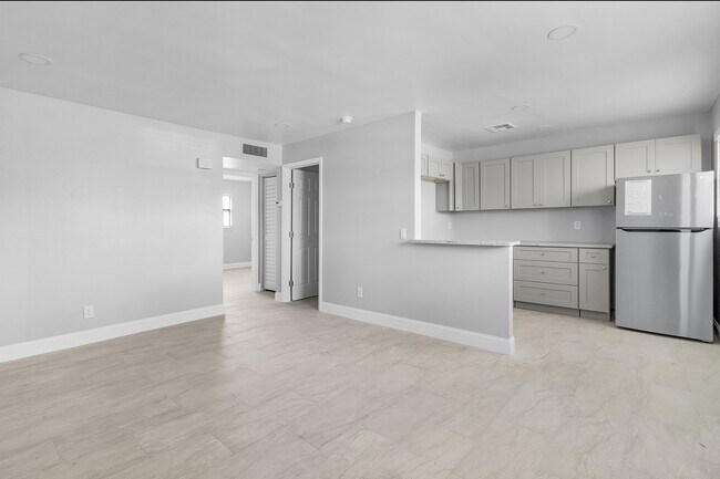 Photo - Midtown Villas