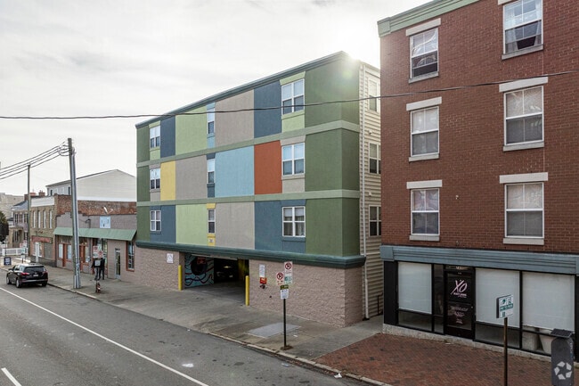 Photo - Pine Court I