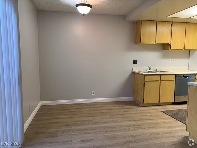 Building Photo - 4170 Mississippi Ave Rental