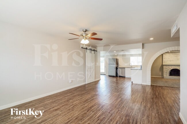 Photo - 1615 W Bluefield Ave