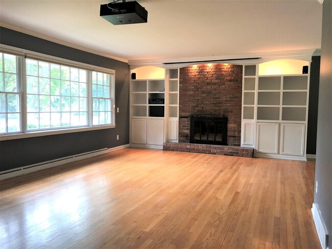 Photo - 5826 Barton Rd