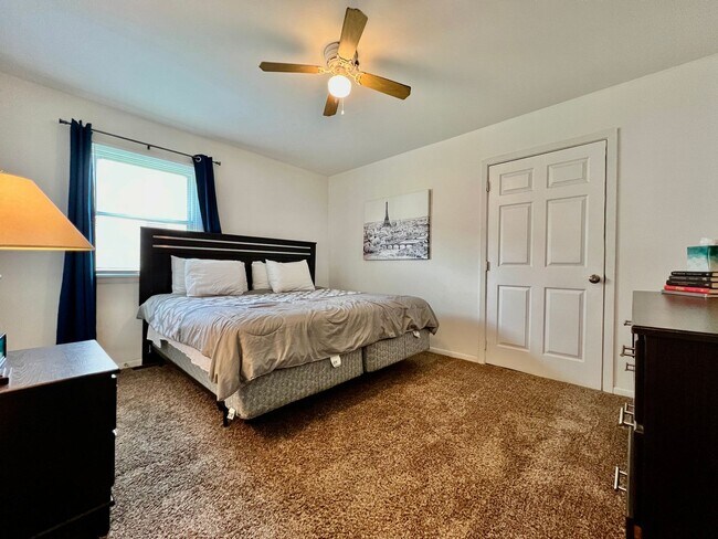 Photo - Trenton's apartment on First