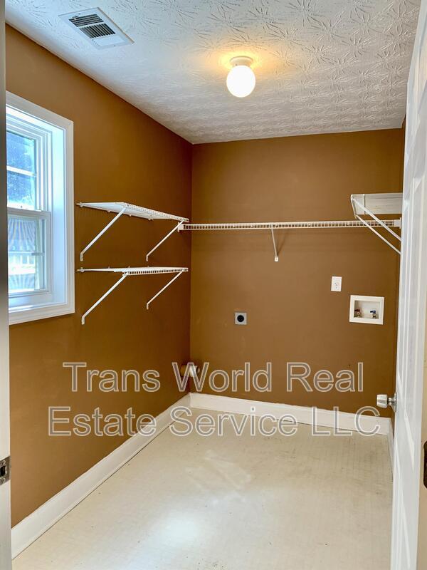 Photo - 4442 Keenly Valley Dr NE