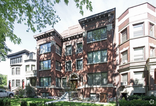 Building Photo - 5111 S. Kimbark Avenue