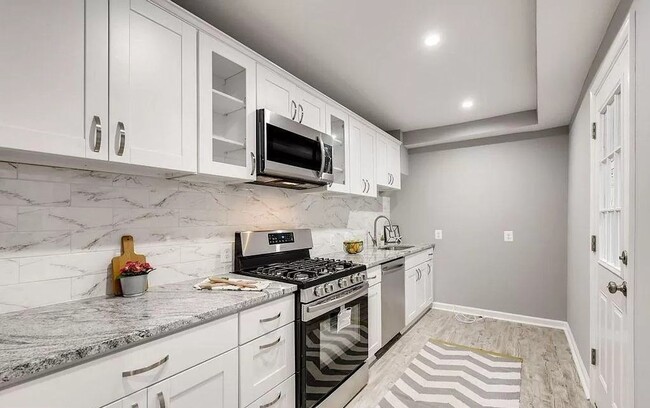 Photo - Charming 3 Bedroom/2.5 Bathroom Townhome in Beautiful Upper Fells Point!